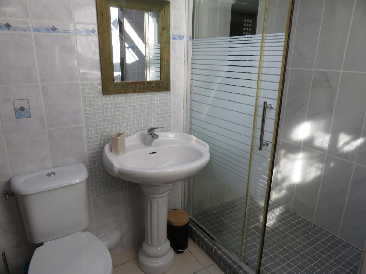 Apartamento Au Bonheur Suspendu Pont-en-Royans Exterior foto